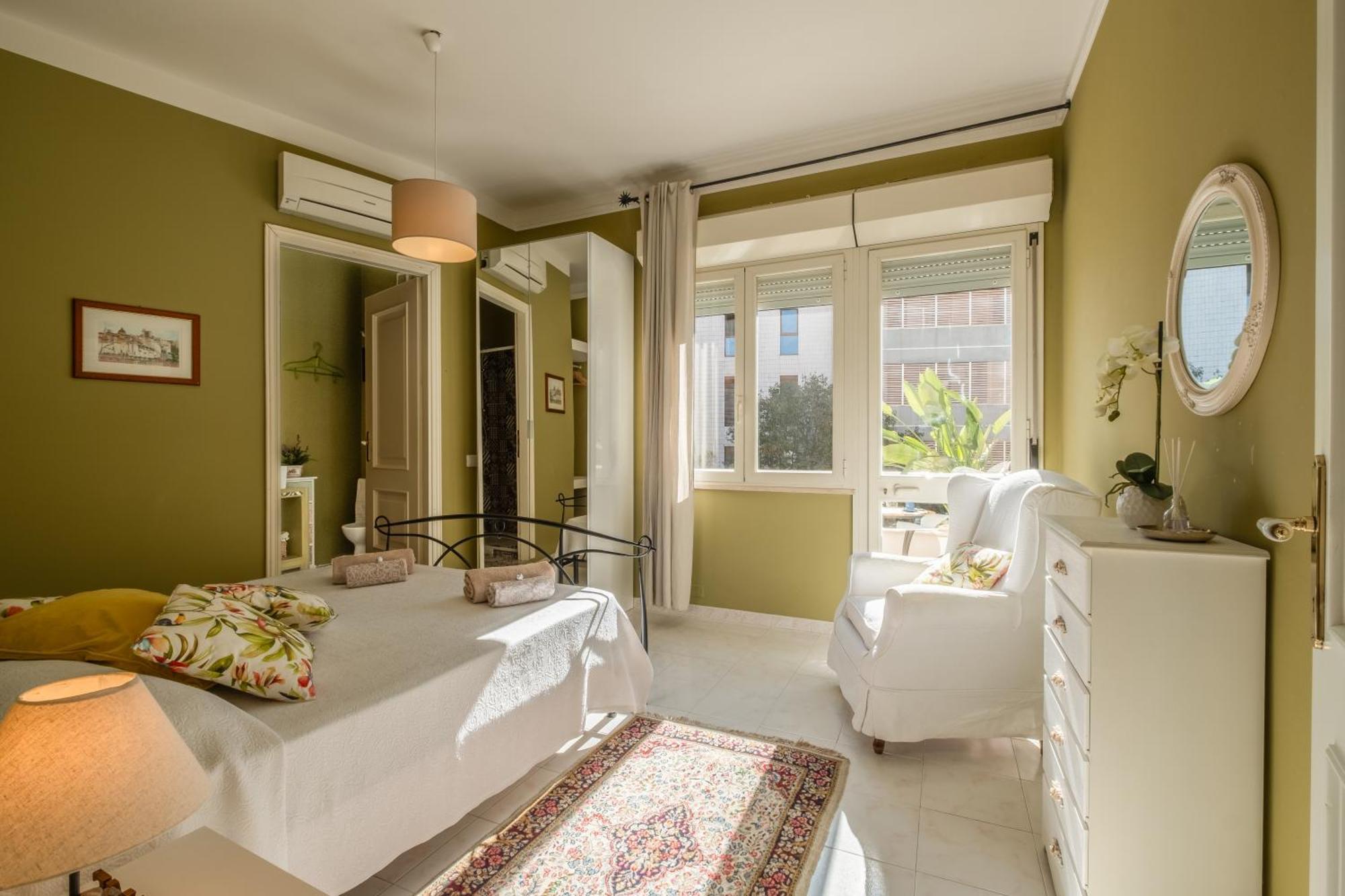 Elegante Villa Lu' Centro Citta A 10 Minuti Dal Mare Cagliari Buitenkant foto