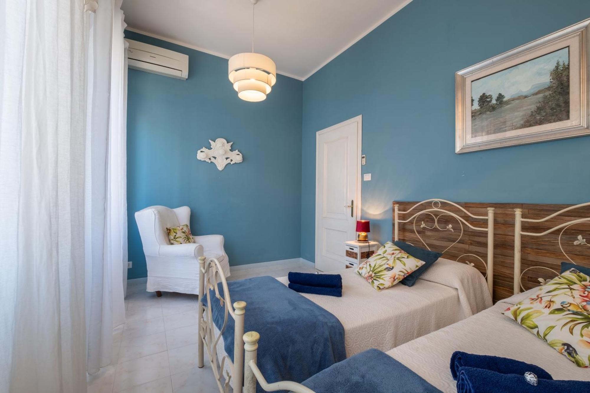 Elegante Villa Lu' Centro Citta A 10 Minuti Dal Mare Cagliari Buitenkant foto