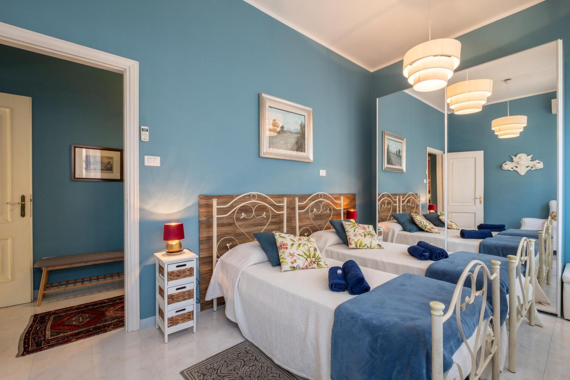 Elegante Villa Lu' Centro Citta A 10 Minuti Dal Mare Cagliari Buitenkant foto