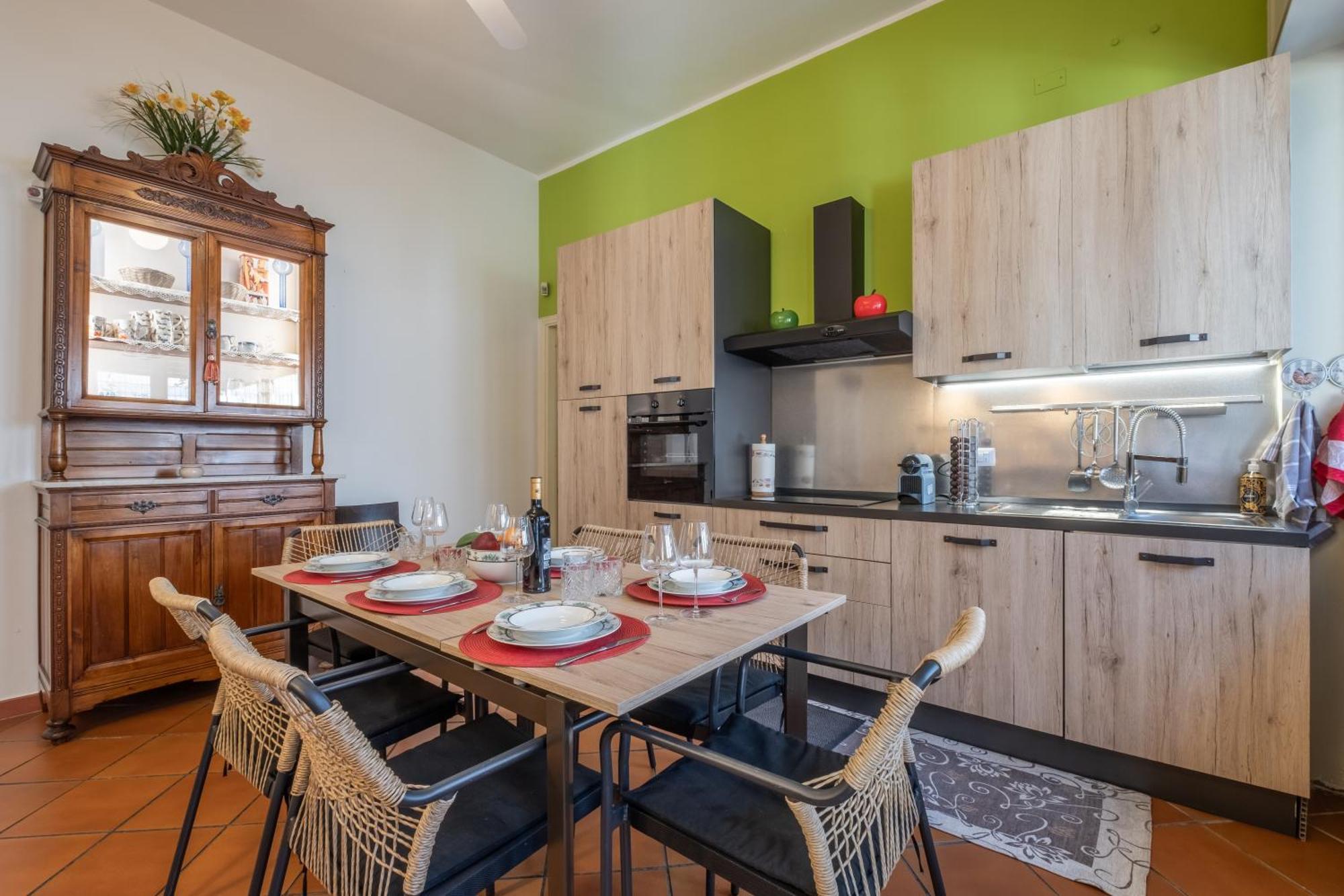 Elegante Villa Lu' Centro Citta A 10 Minuti Dal Mare Cagliari Buitenkant foto