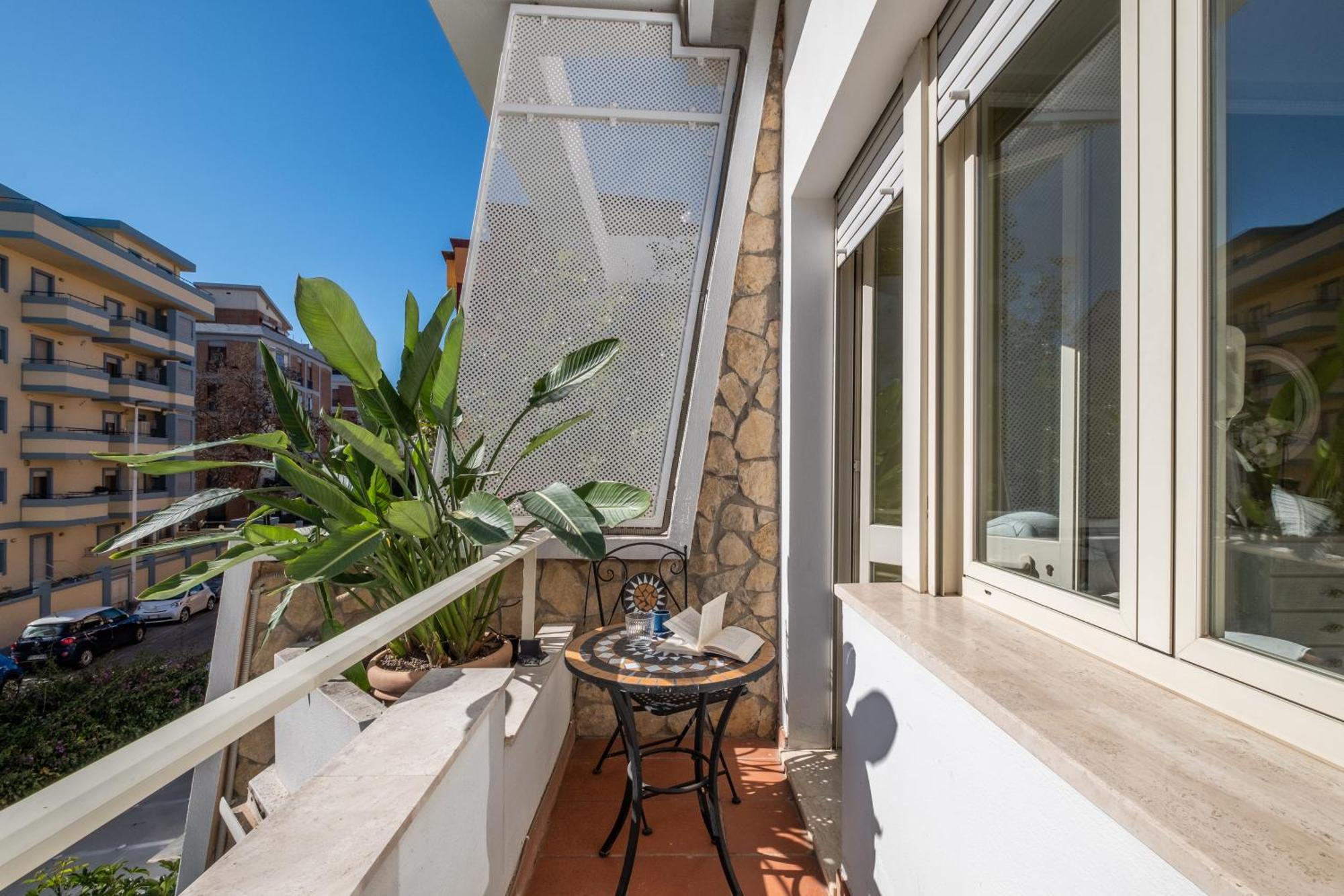 Elegante Villa Lu' Centro Citta A 10 Minuti Dal Mare Cagliari Buitenkant foto